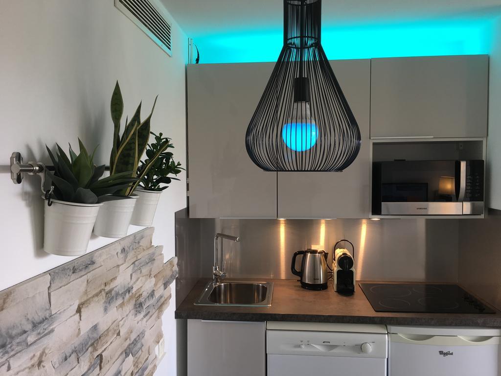 Myhome Riviera - Cannes Sea View Apartment Rentals Εξωτερικό φωτογραφία